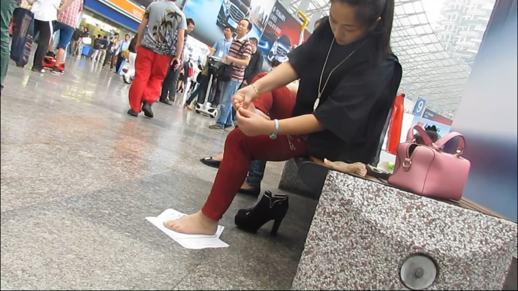 streetsnapfootm[00 01 49][20181202 111055 3]